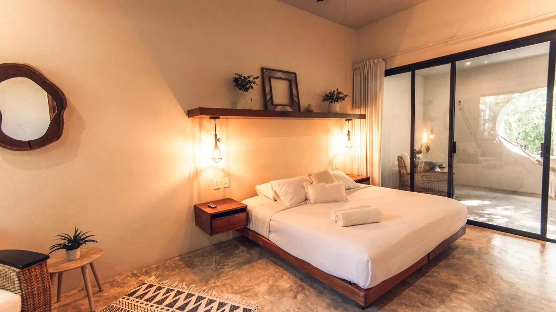 Nomad Humans Coliving Apartments Τουλούμ