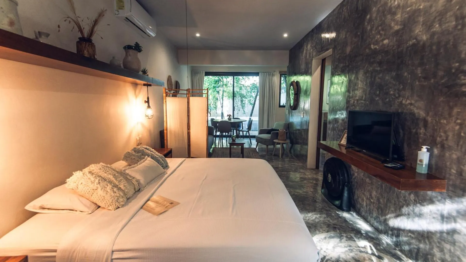 Nomad Humans Coliving Apartments Τουλούμ