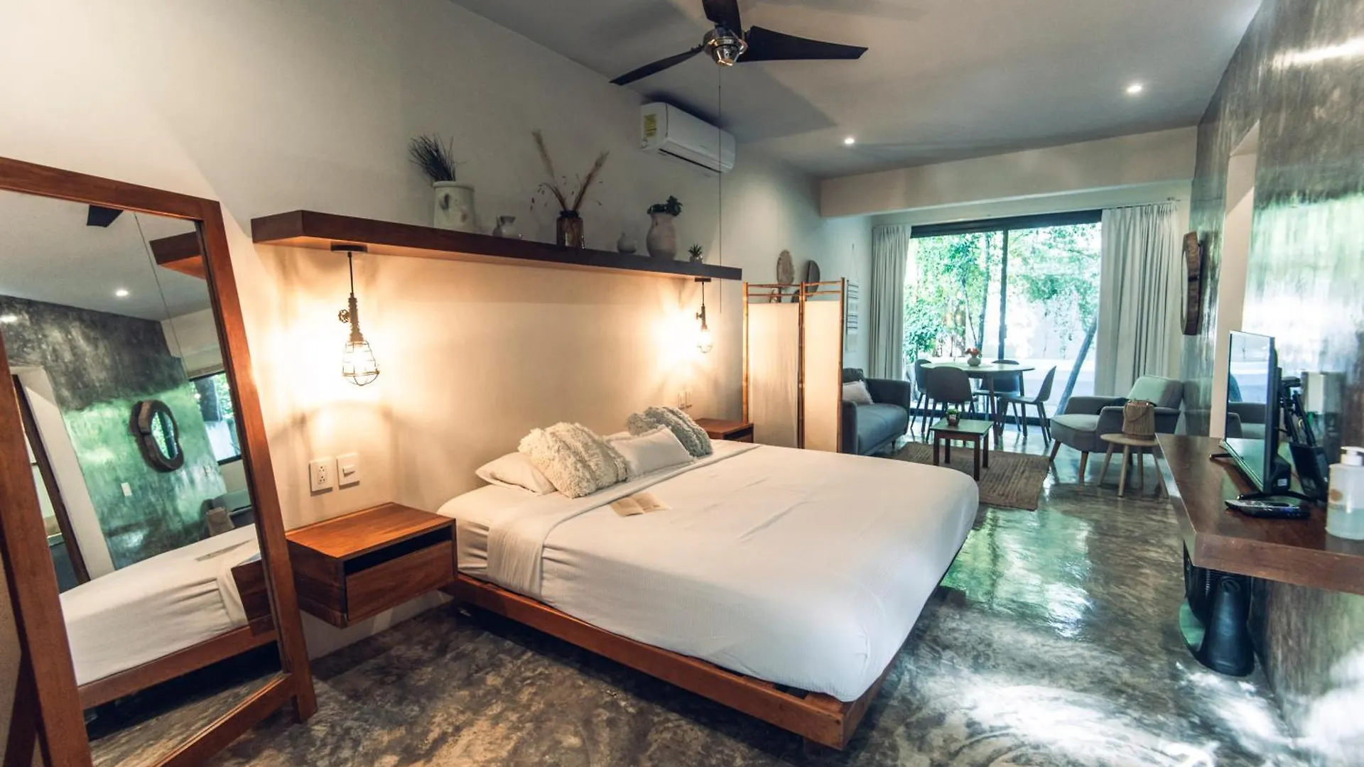 Nomad Humans Coliving Apartments Tulum 0*,  Mexikó